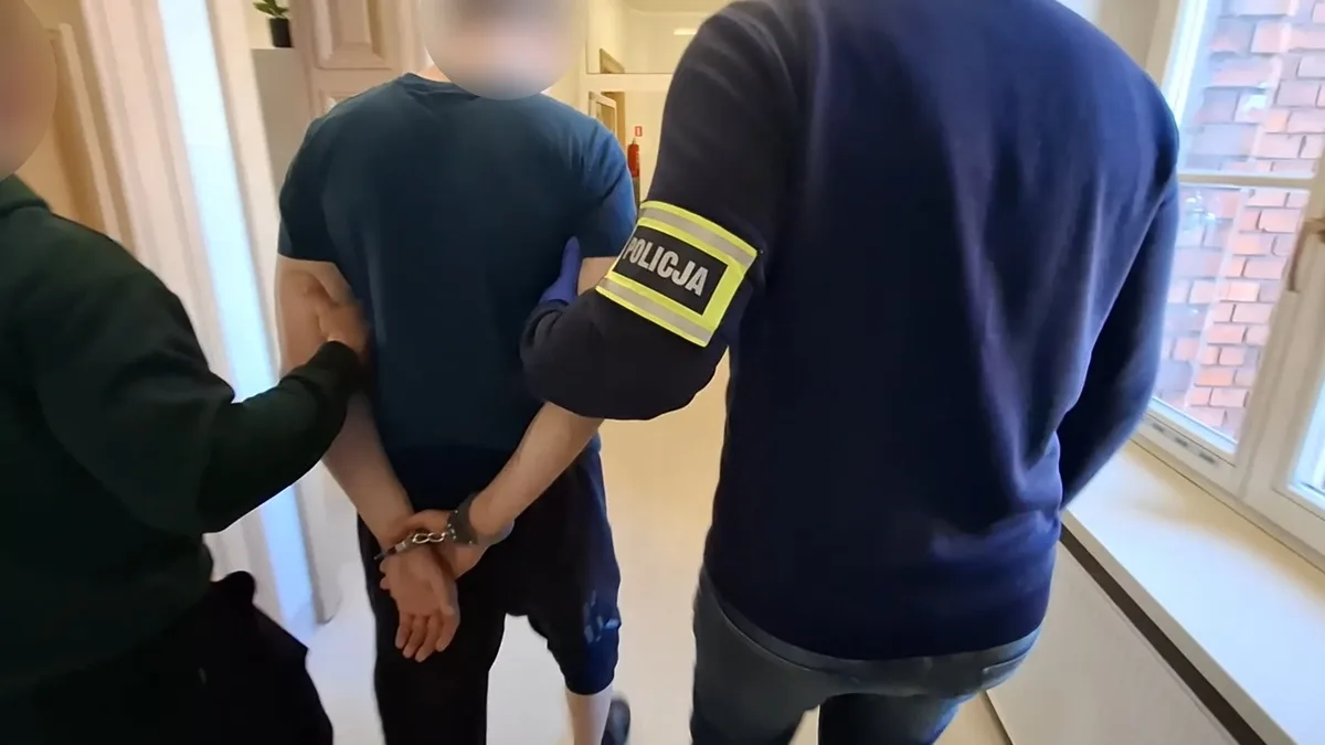 Zatrzymani za oszustwa metodą „na policjanta”. Zarzuty i areszt tymczasowy