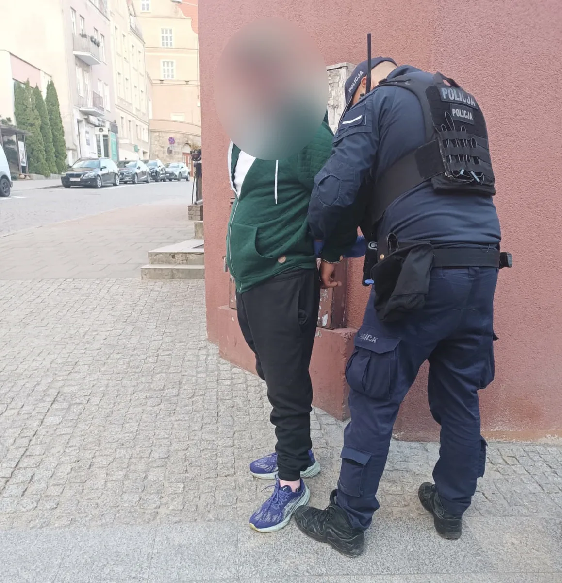 Rowerzysta zatrzymany przez policjanta po służbie